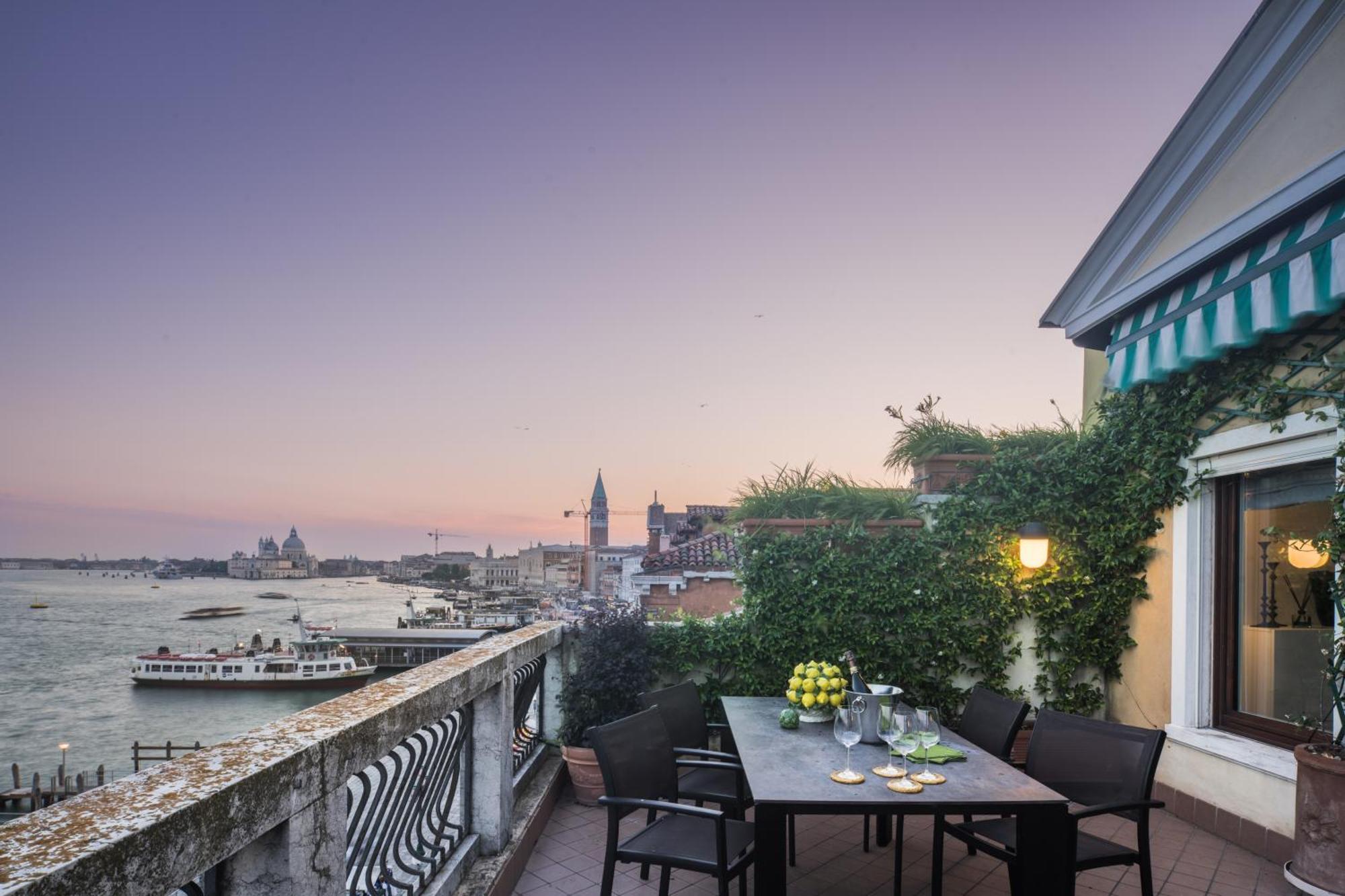 Attic Boutique San Marco R&R Apartment Венеция Екстериор снимка